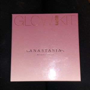Anastasia Beverly Sugar Glow Kit